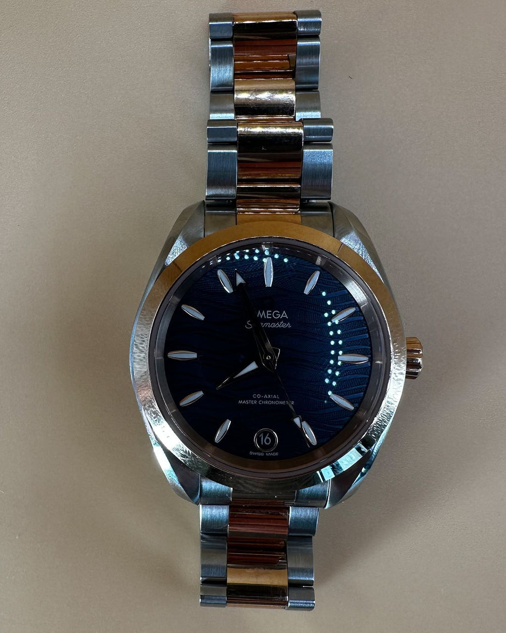 Omega 220.20.34.20.03.001