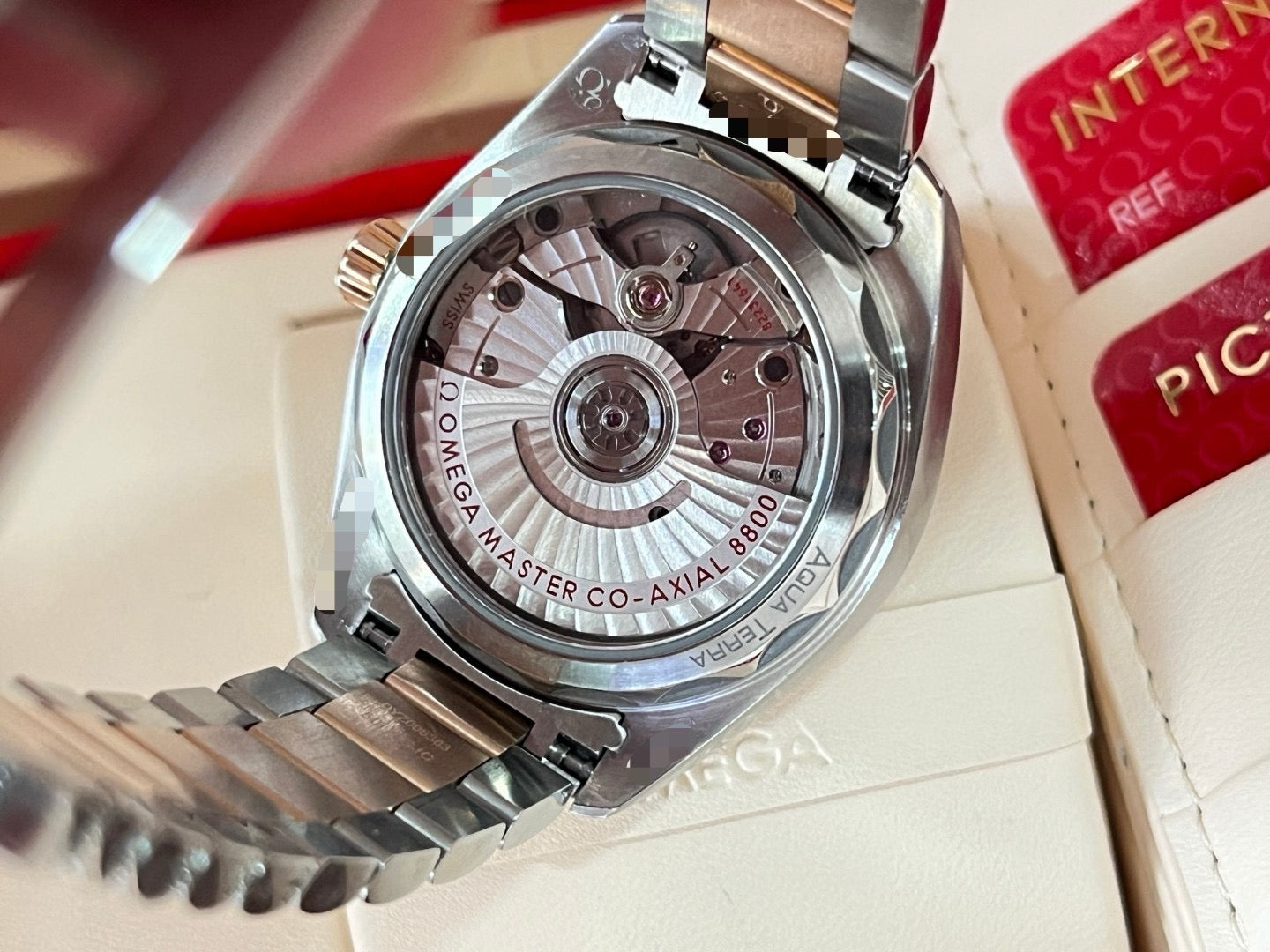 Omega 220.20.34.20.06.001