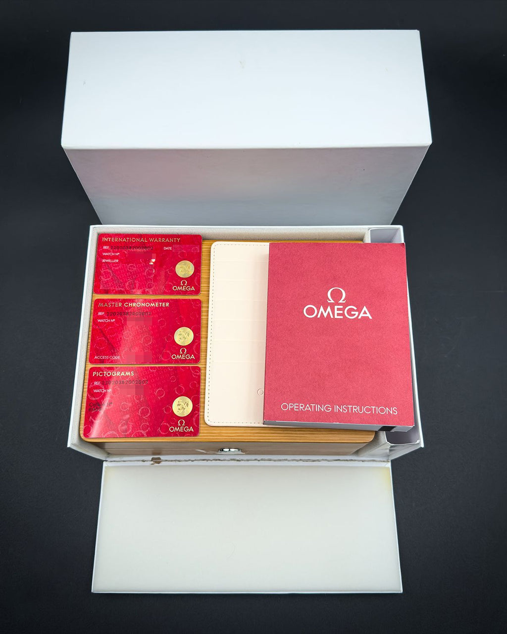 Omega 220.20.38.20.02.002