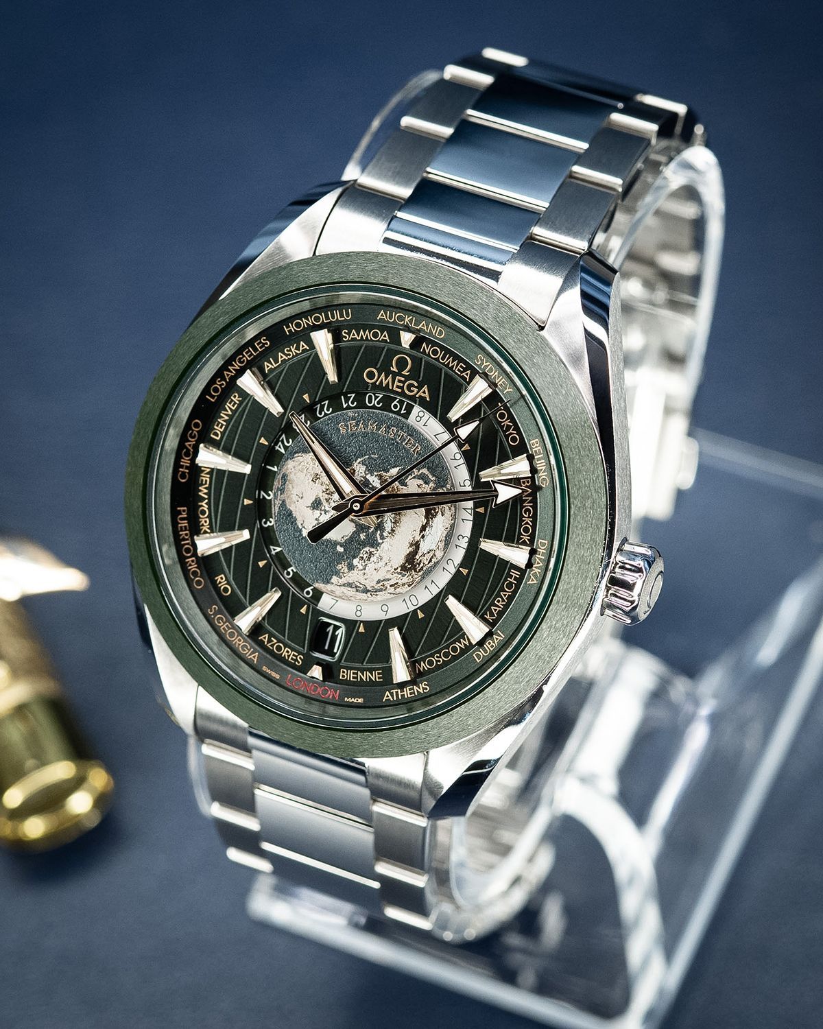 Omega 220.30.43.22.10.001