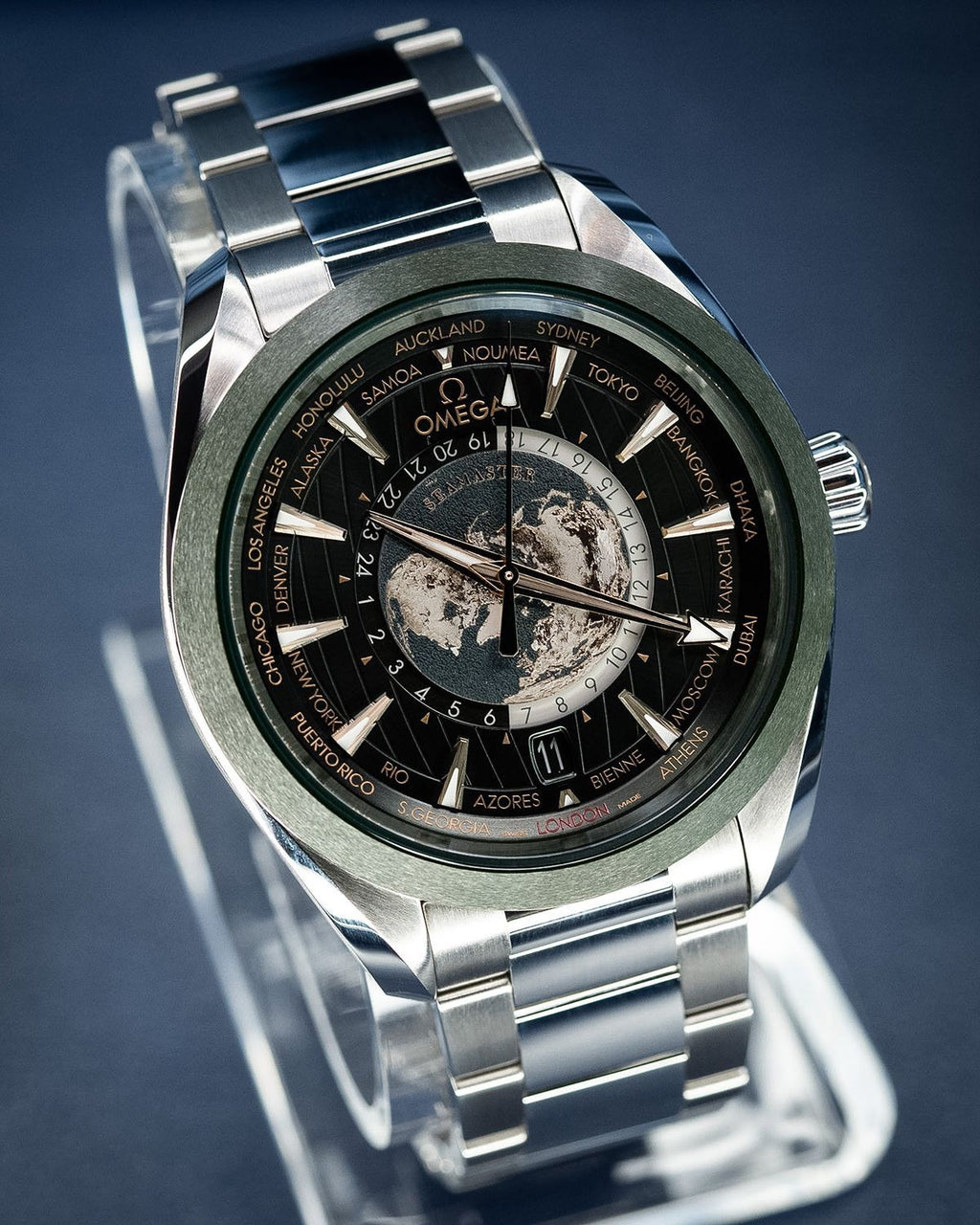Omega 220.30.43.22.10.001