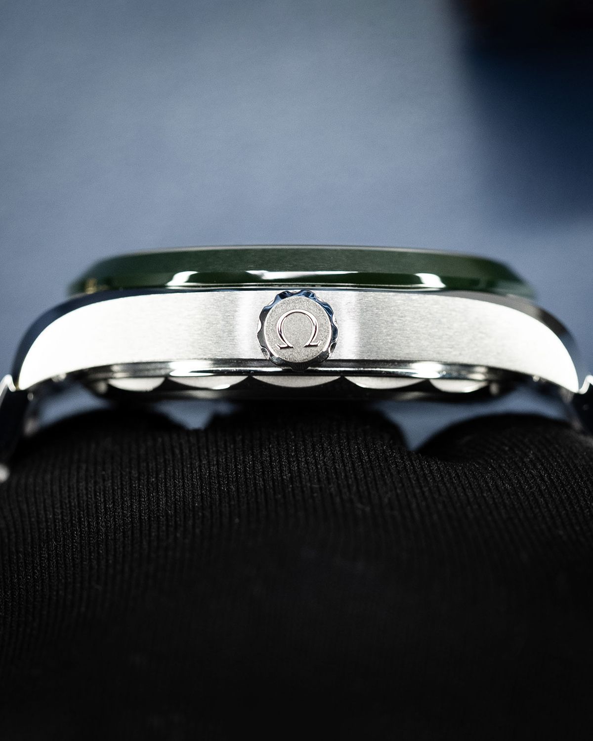 Omega 220.30.43.22.10.001