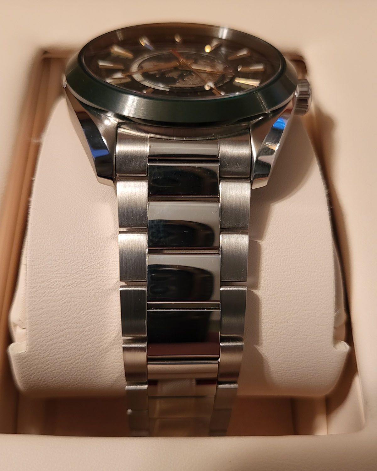Omega 220.30.43.22.10.001