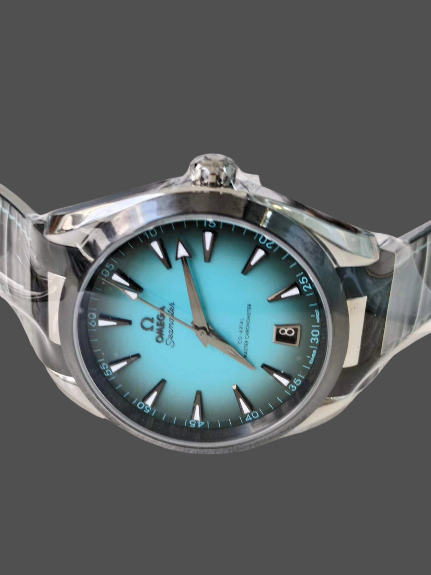 Omega 220.32.41.21.03.001