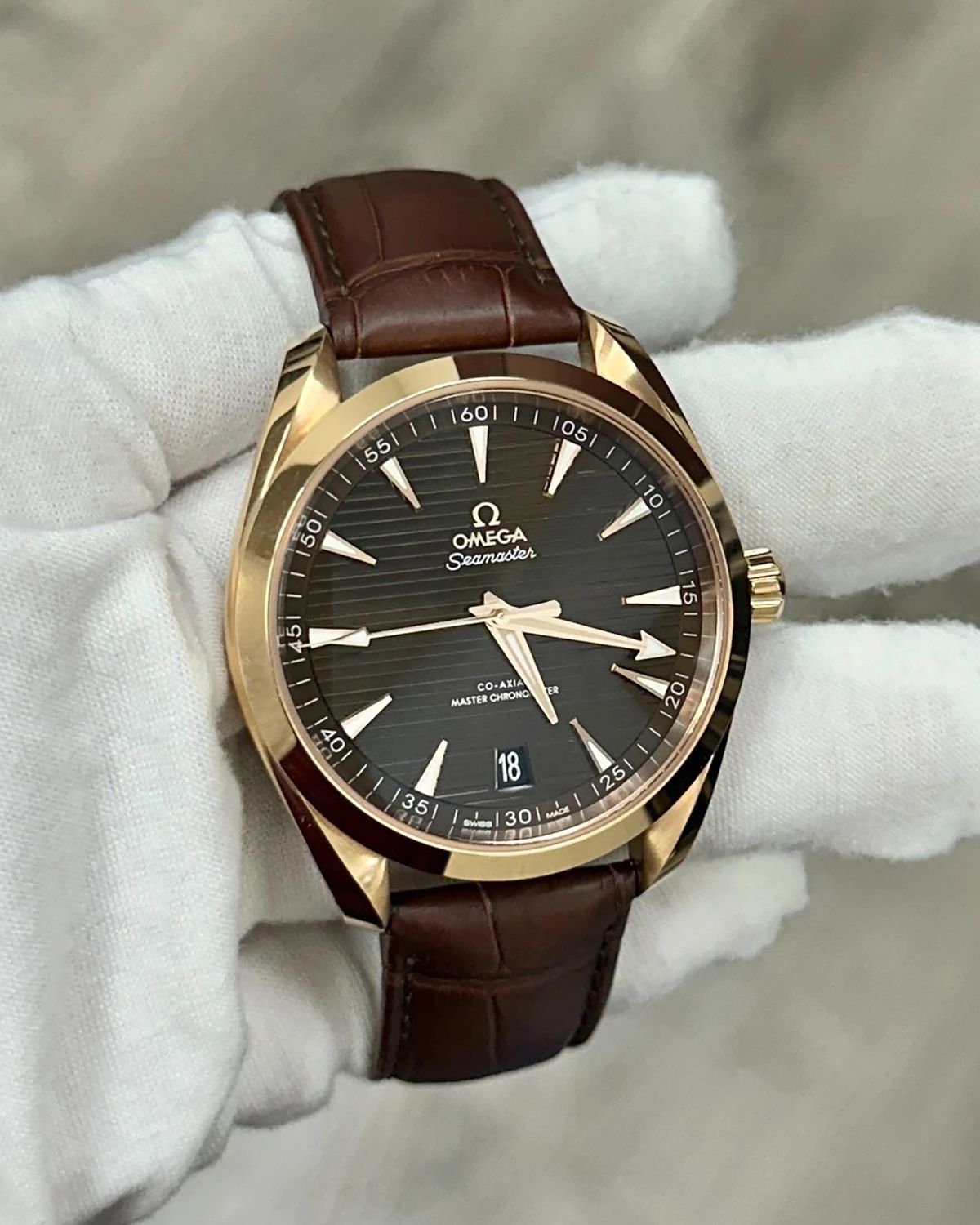 Omega 220.53.41.21.13.001