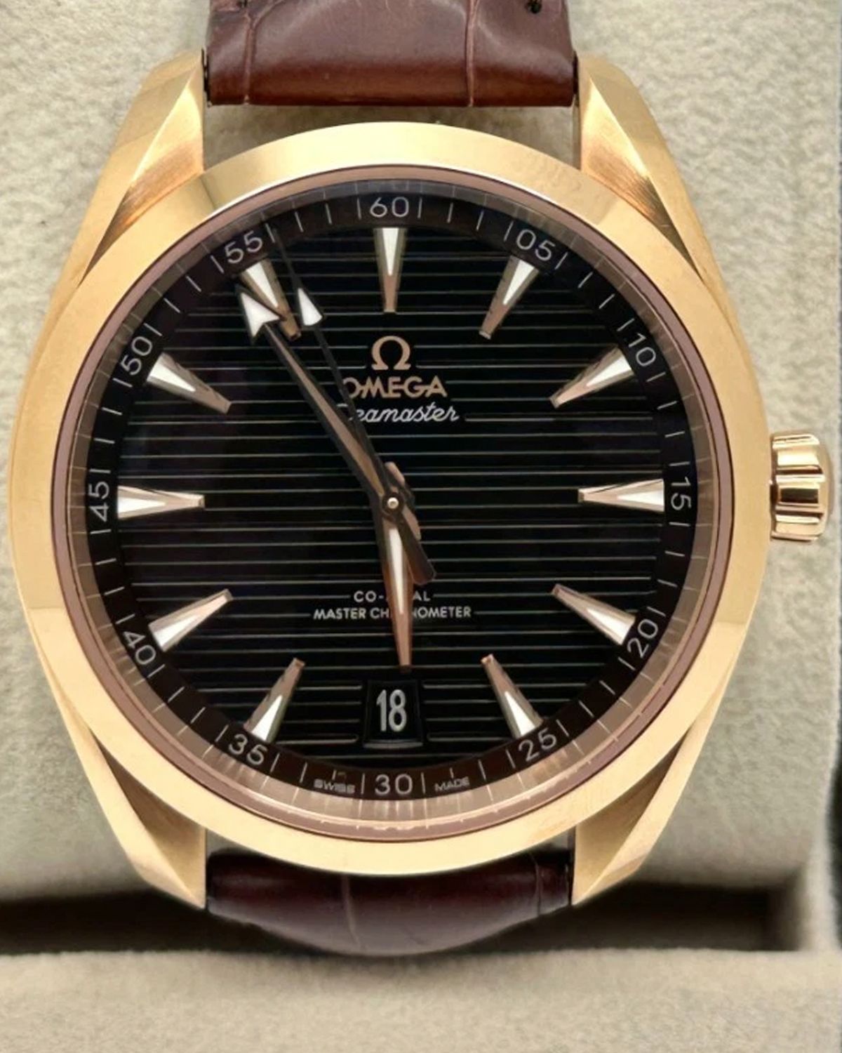 Omega 220.53.41.21.13.001