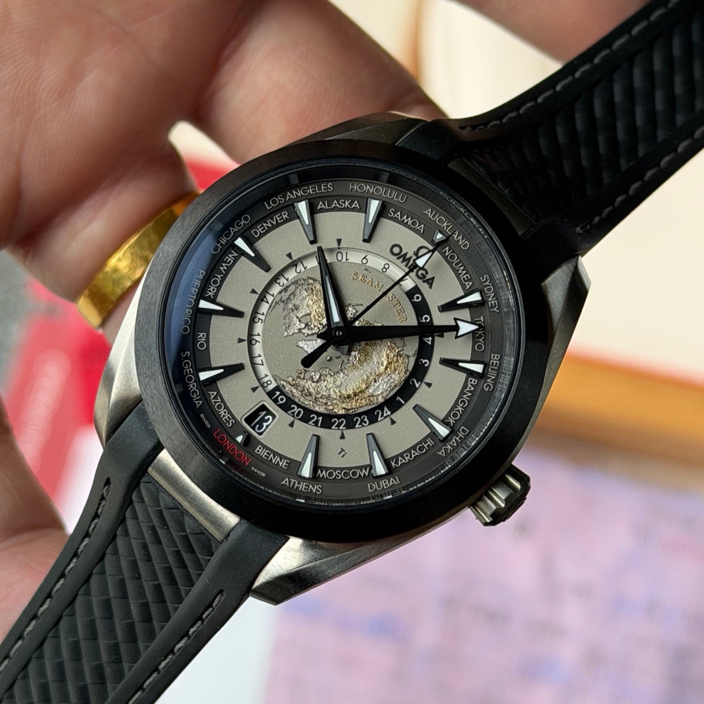 Omega 220.92.43.22.99.001