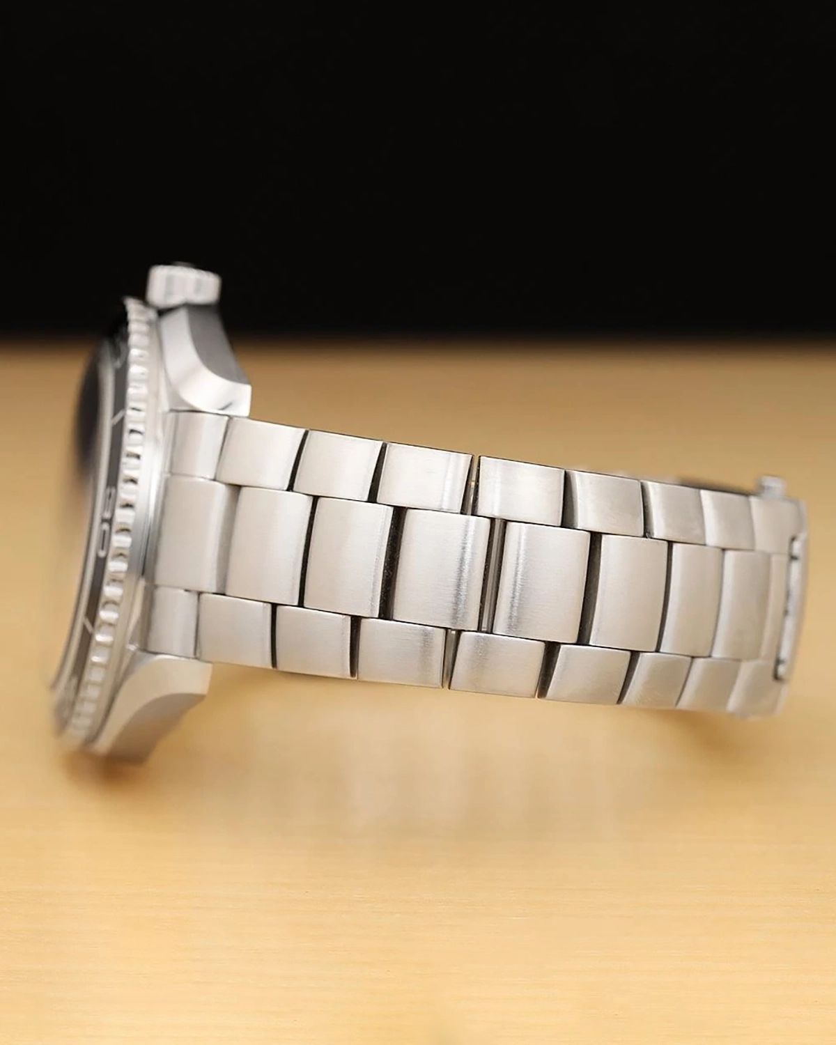 Omega 222.30.46.20.01.001