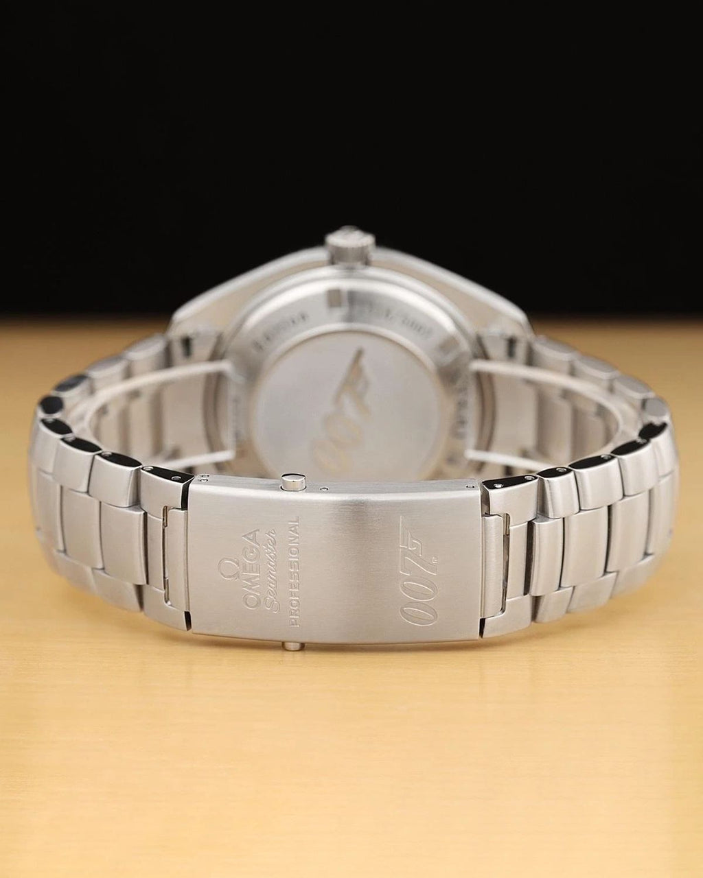 Omega 222.30.46.20.01.001