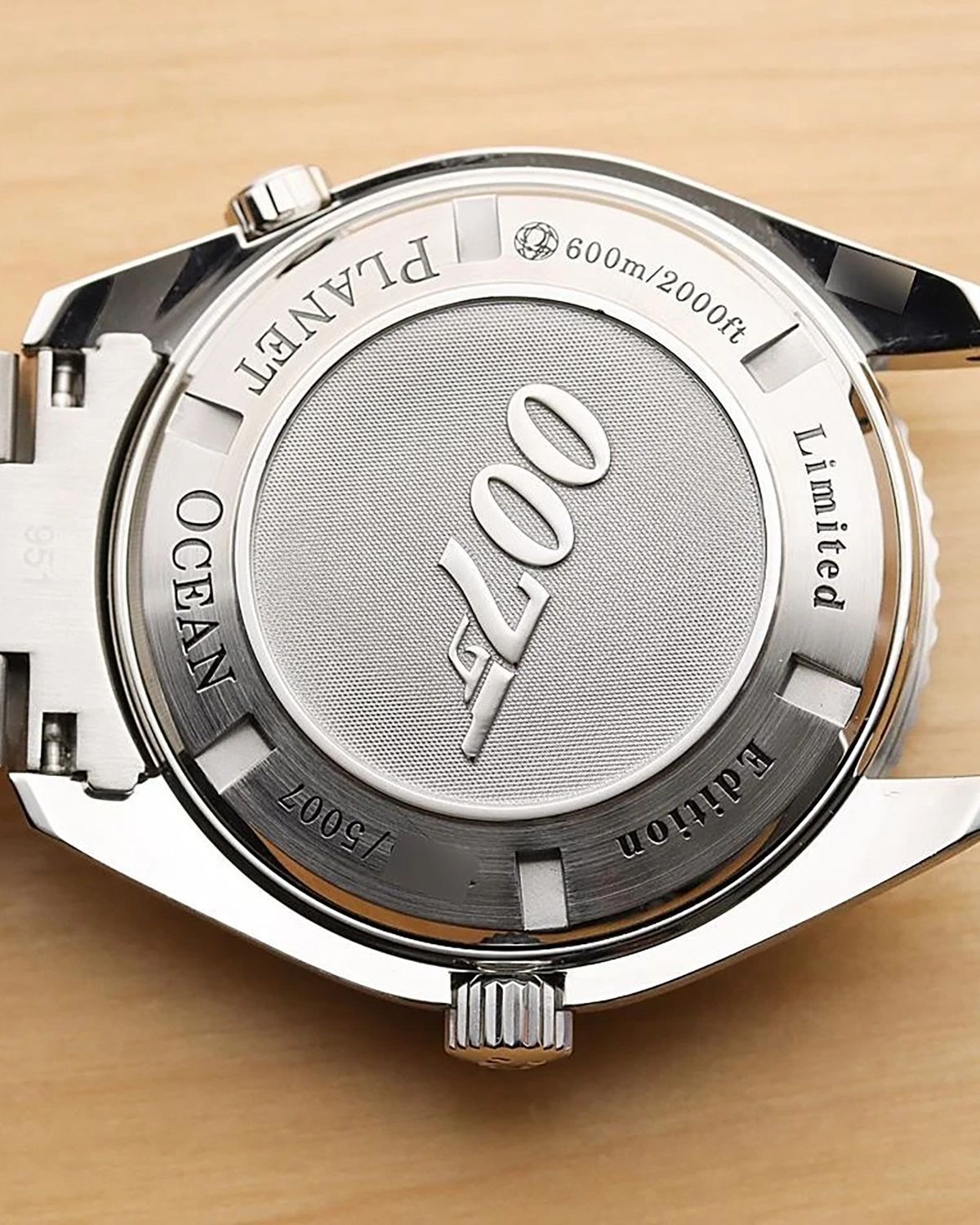 Omega 222.30.46.20.01.001