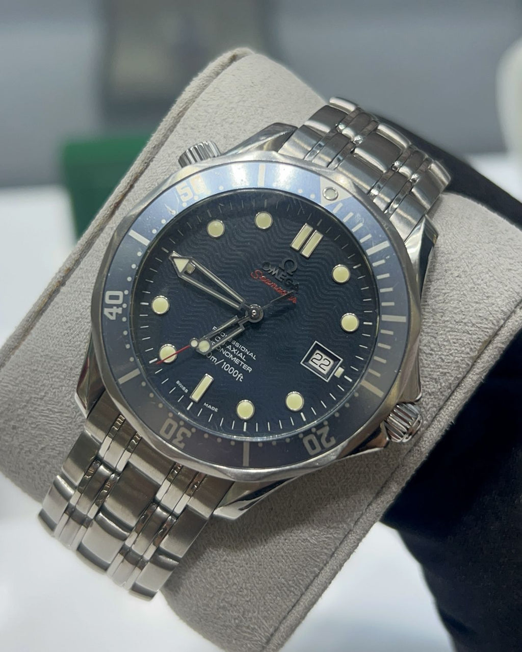 Omega 2220.80.00
