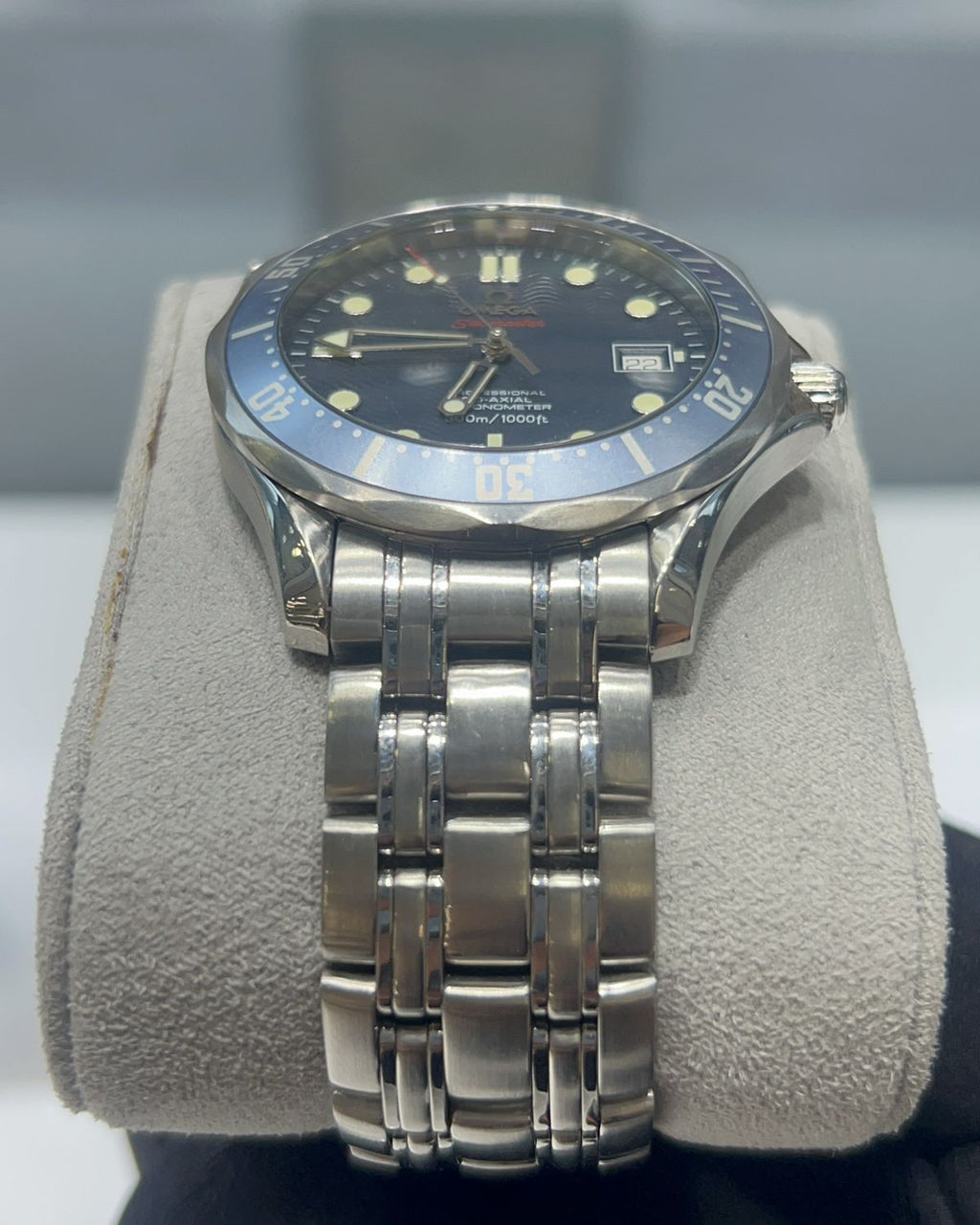 Omega 2220.80.00