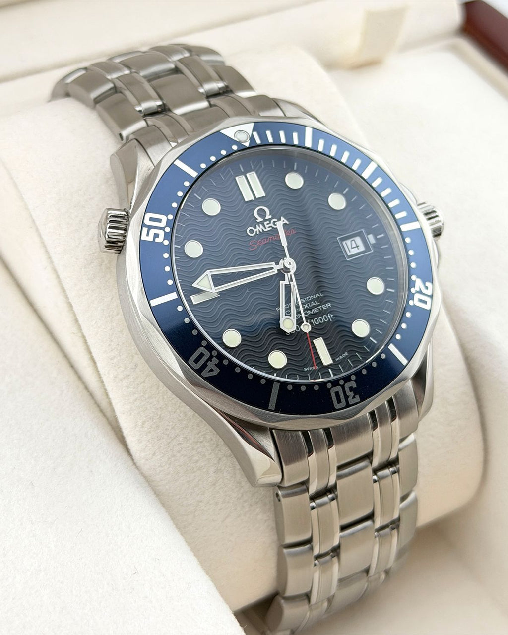 Omega 2220.80.00