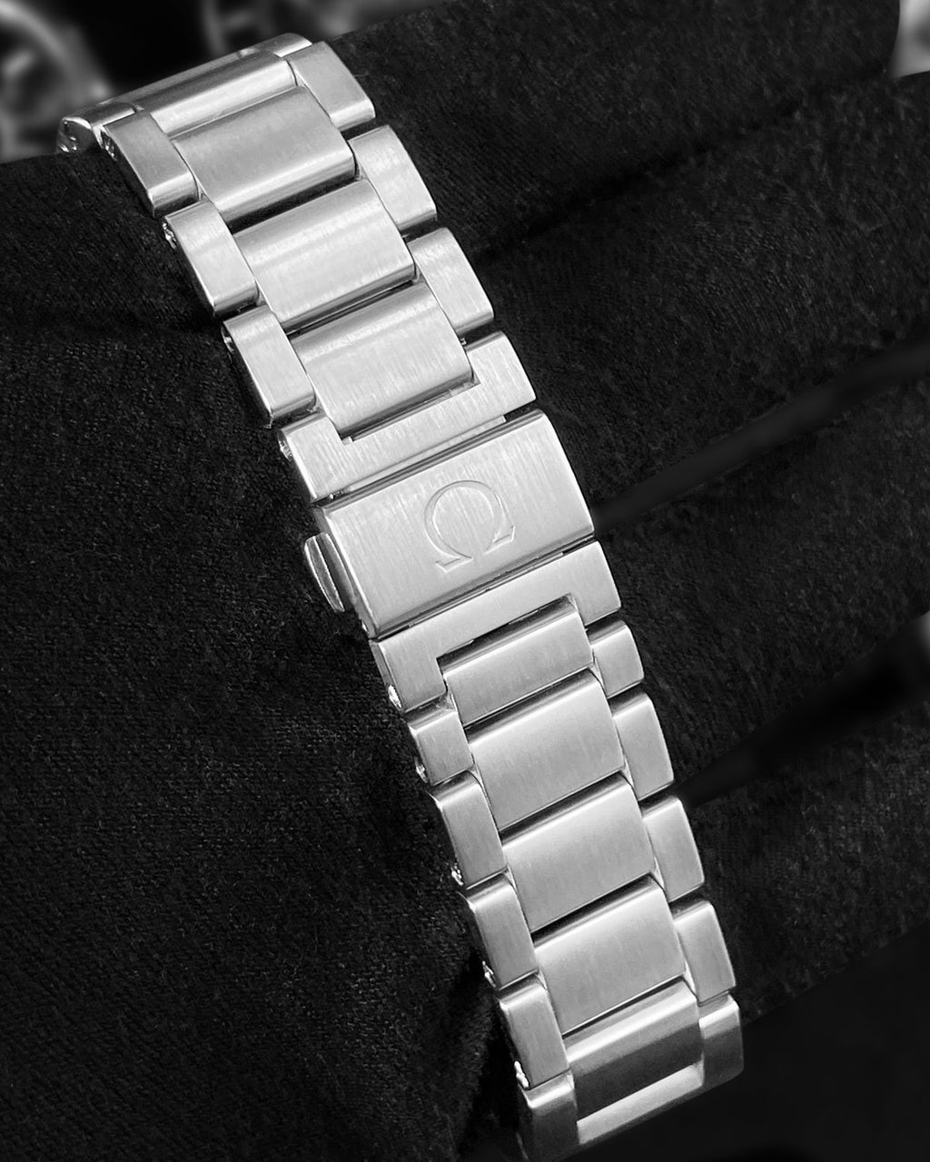 Omega 231.10.42.21.01.001
