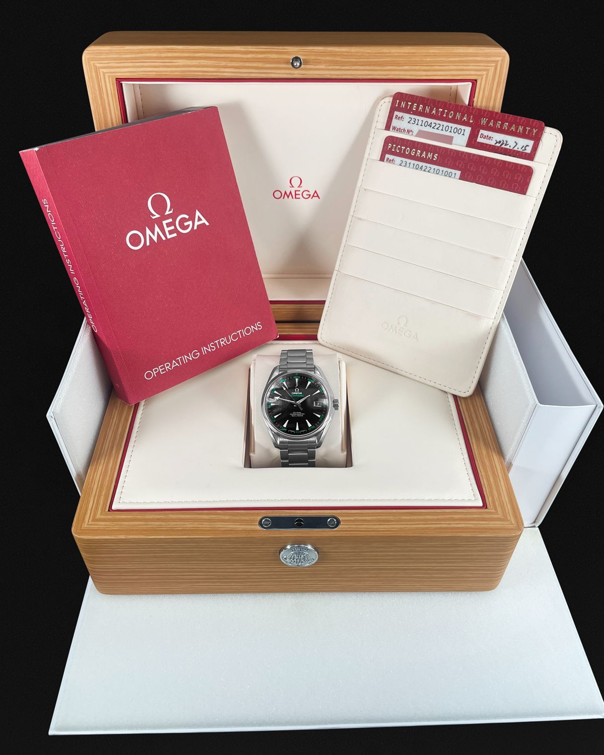 Omega 231.10.42.21.01.001