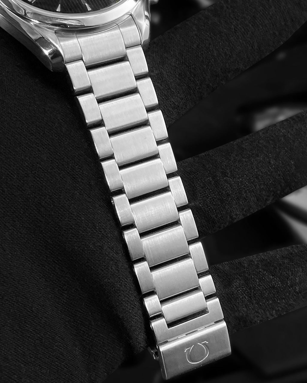 Omega 231.10.42.21.01.001
