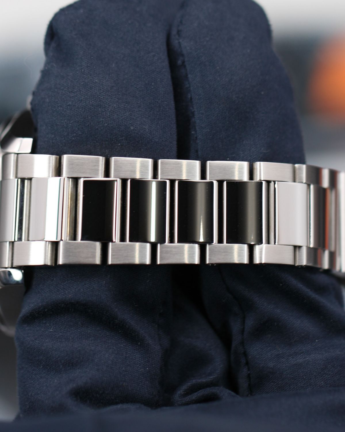 Omega 231.10.42.21.01.003