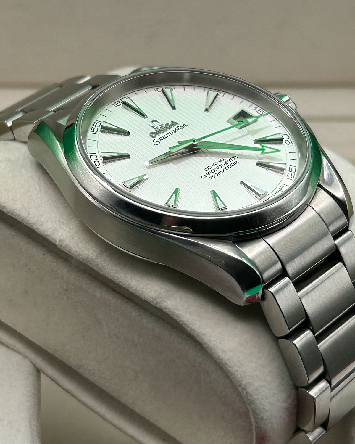 Omega 231.10.42.21.02.001