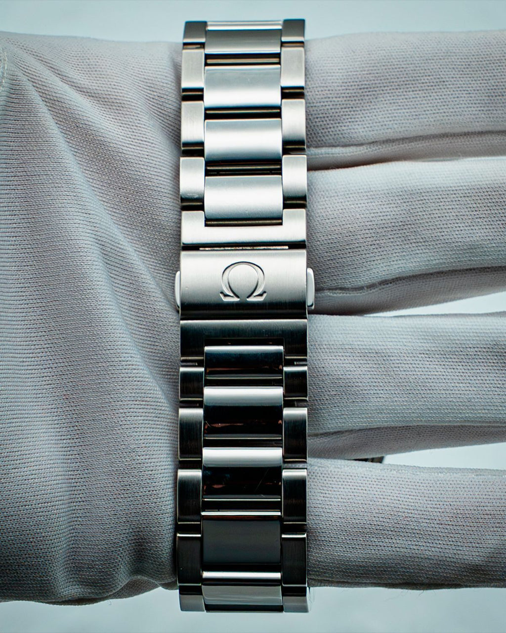 Omega 231.10.42.21.02.003