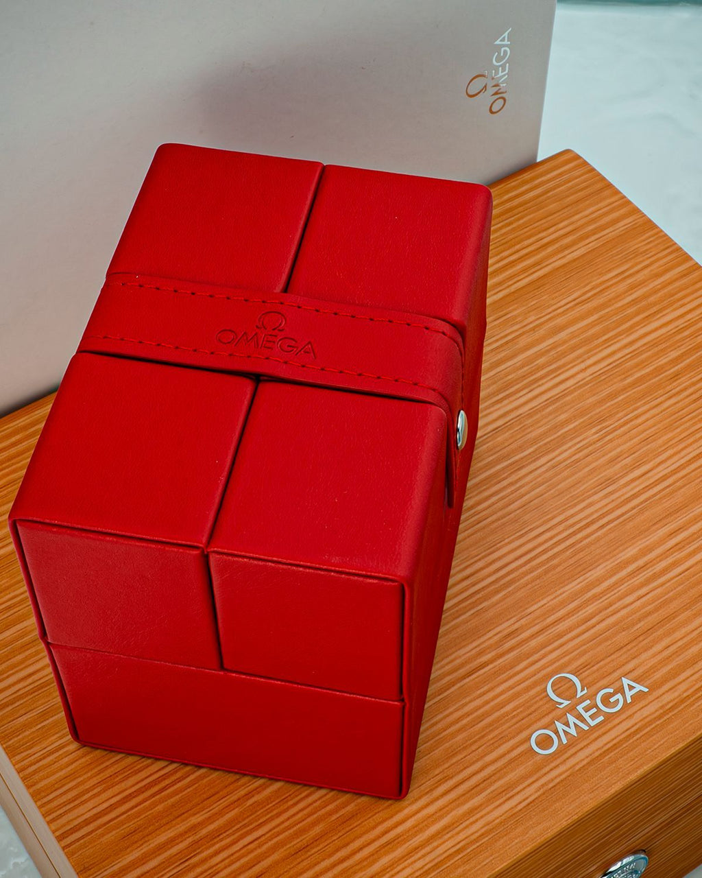 Omega 231.10.42.21.02.003