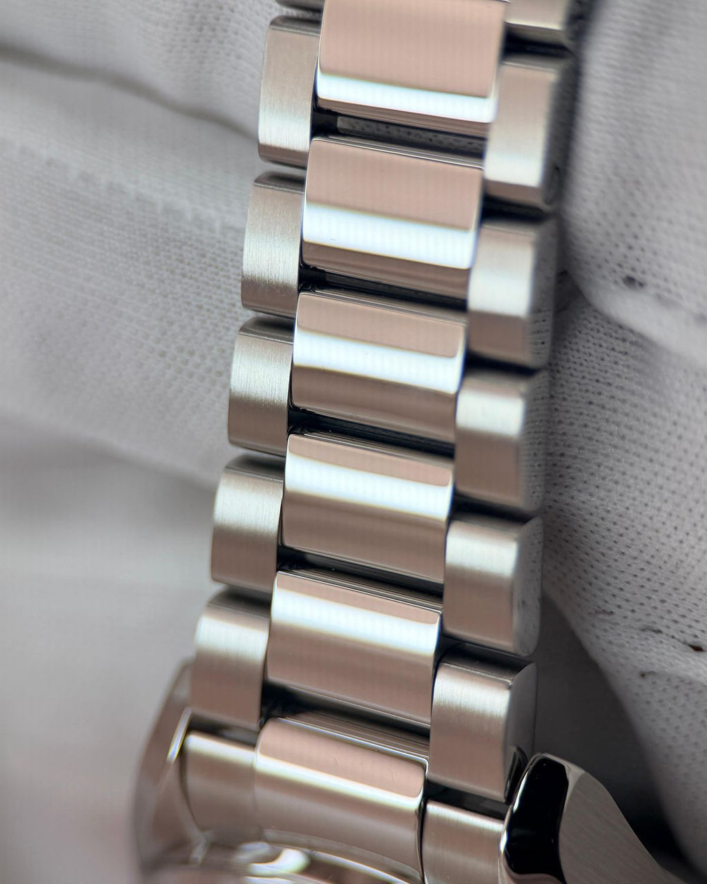 Omega 231.10.43.52.06.001