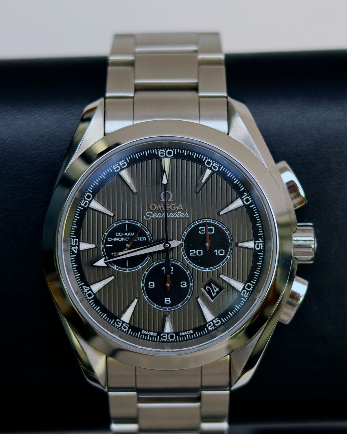 Omega 231.10.44.50.01.001