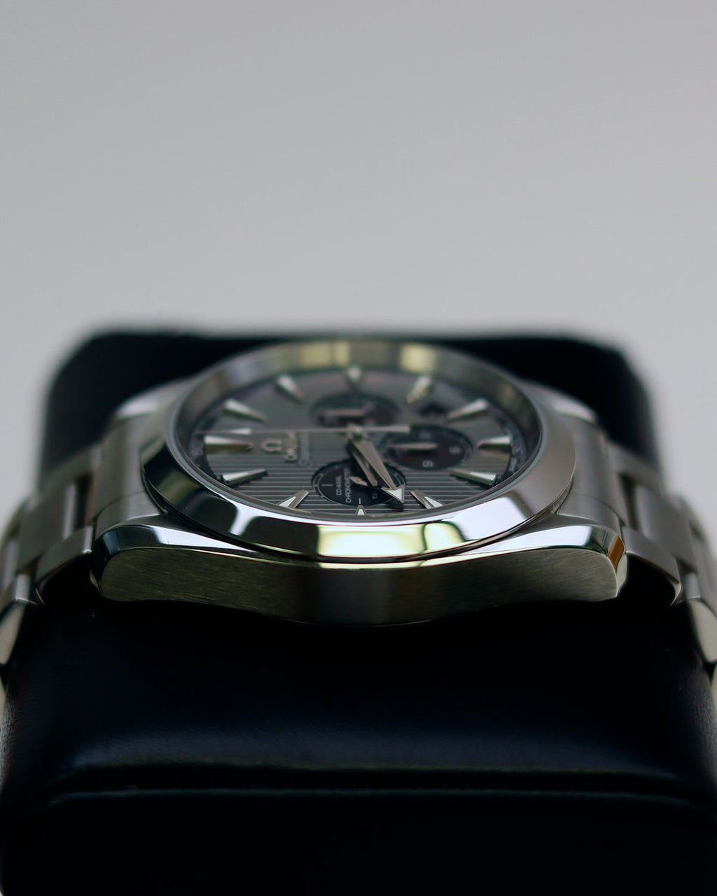Omega 231.10.44.50.01.001