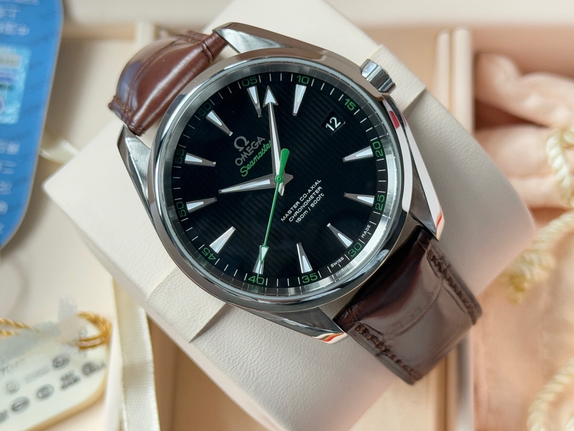 Omega 231.12.42.21.01.003