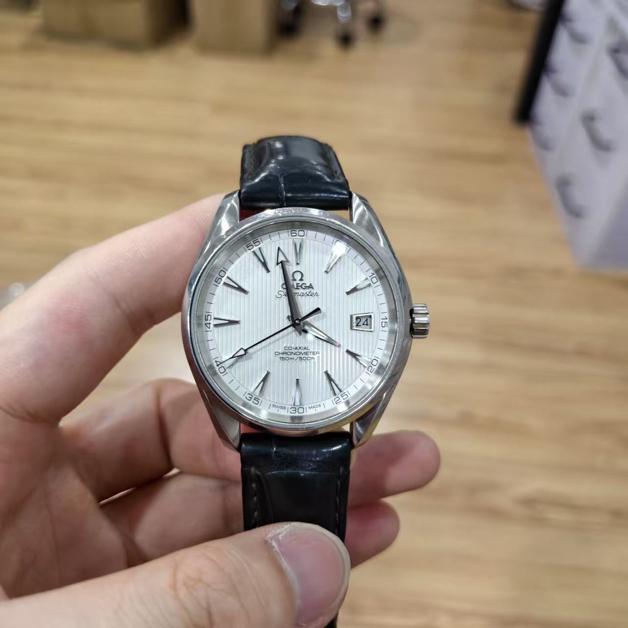 Omega 231.13.42.21.02.001