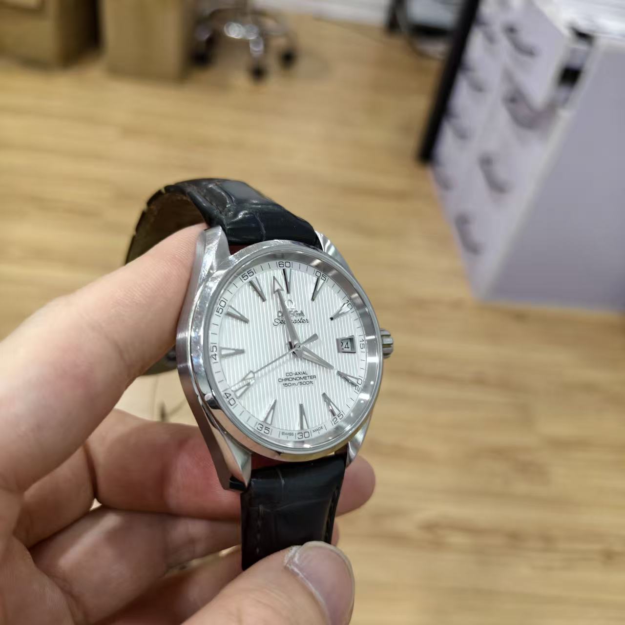 Omega 231.13.42.21.02.001