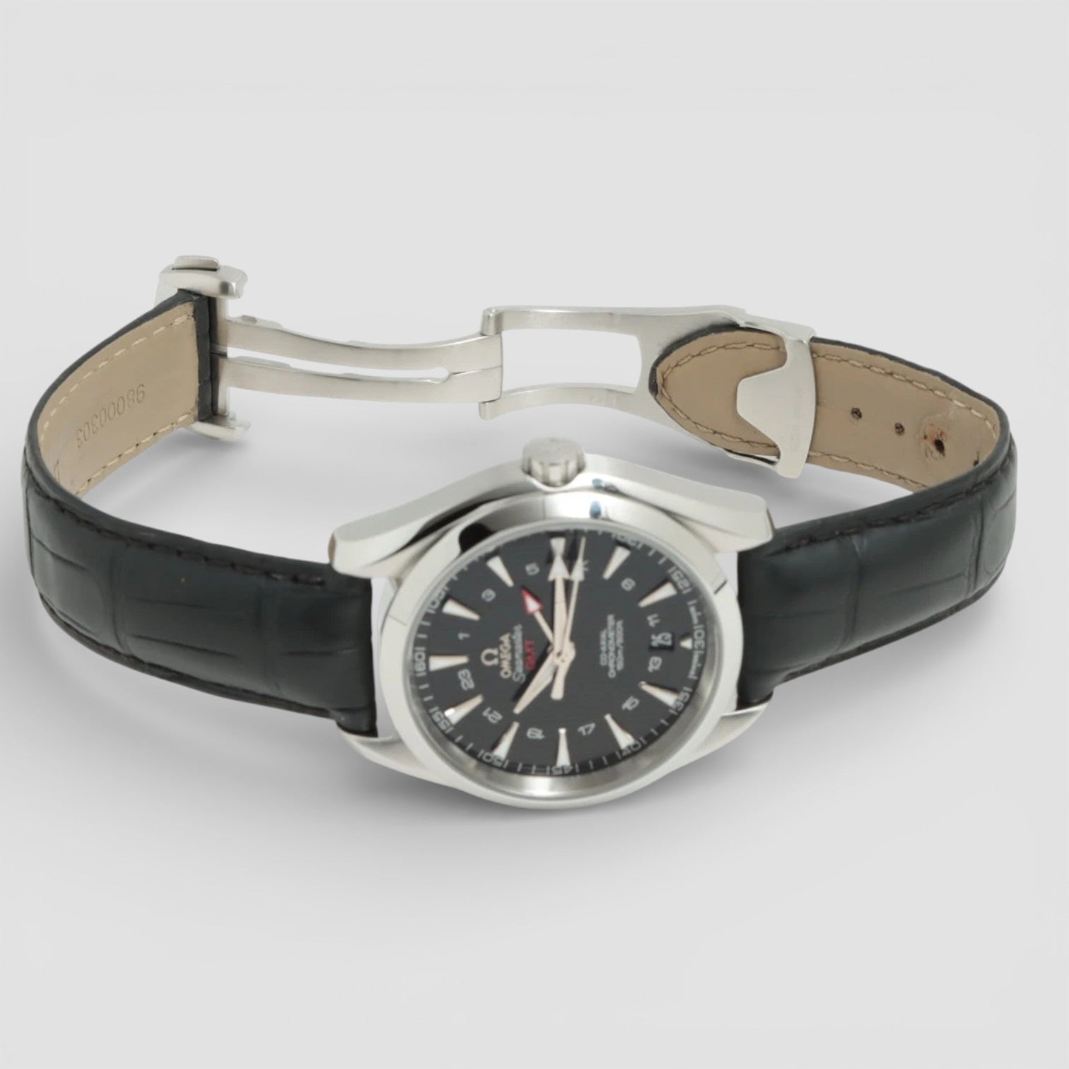 Omega 231.13.43.22.01.001