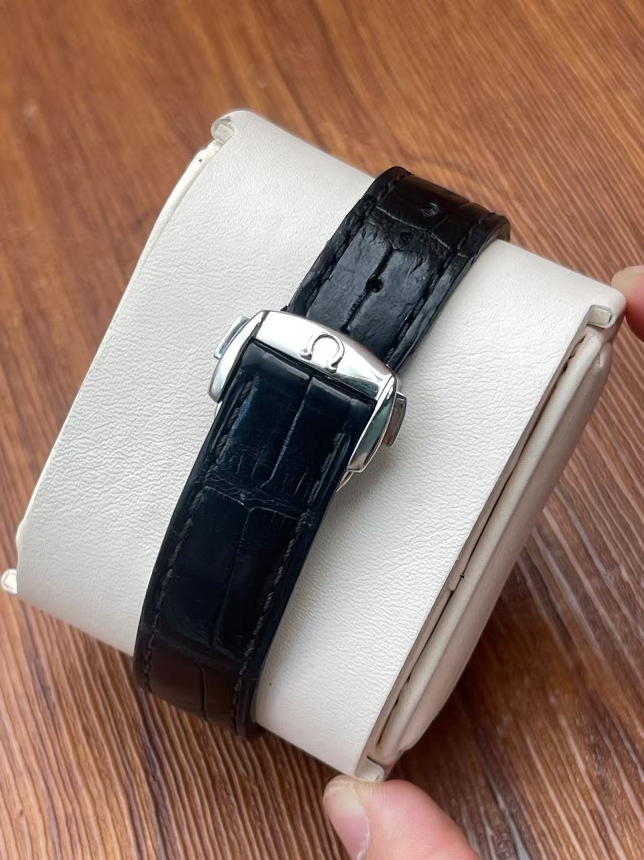 Omega 231.18.39.21.51.001
