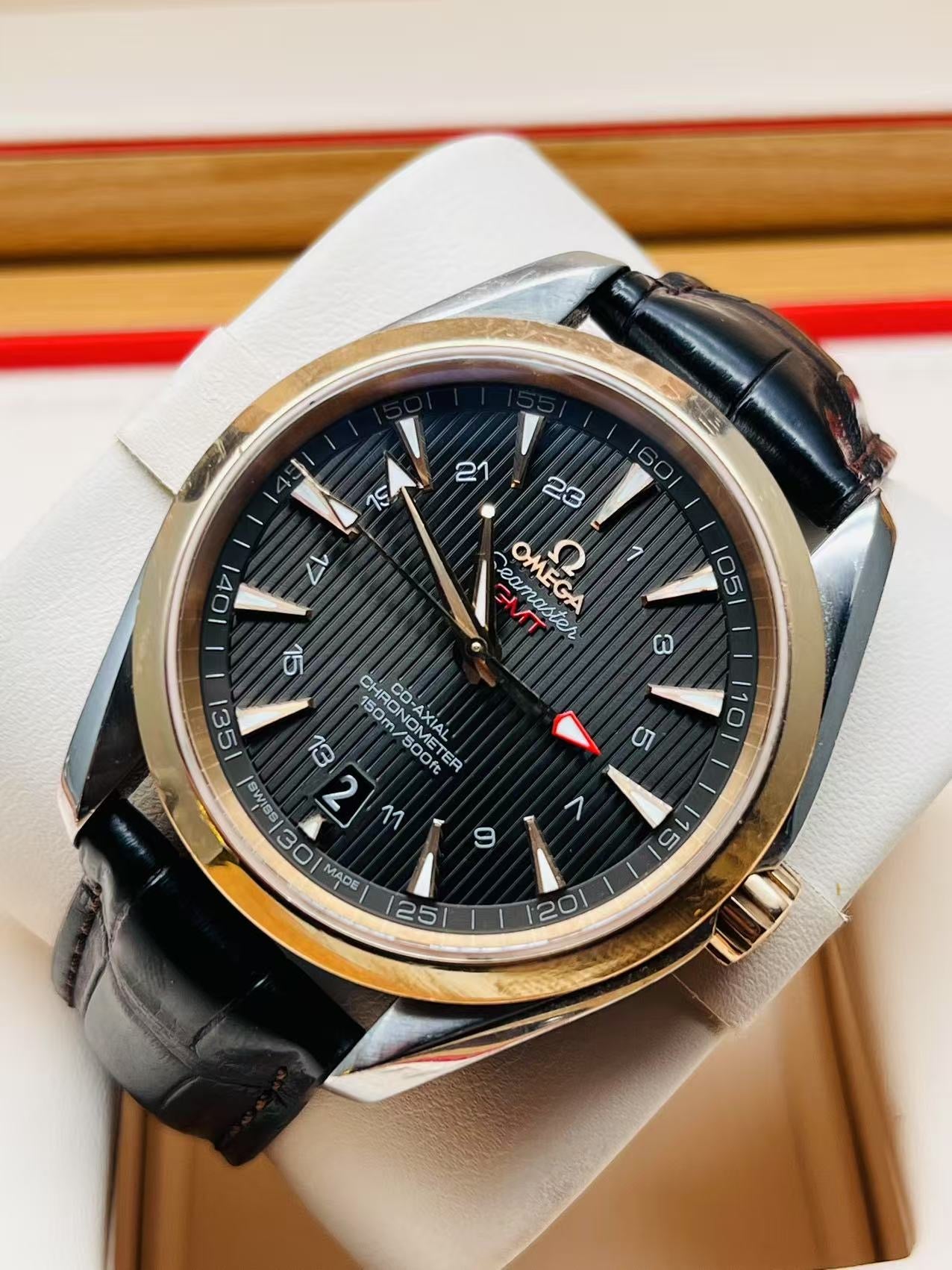 Omega 231.23.43.22.06.001