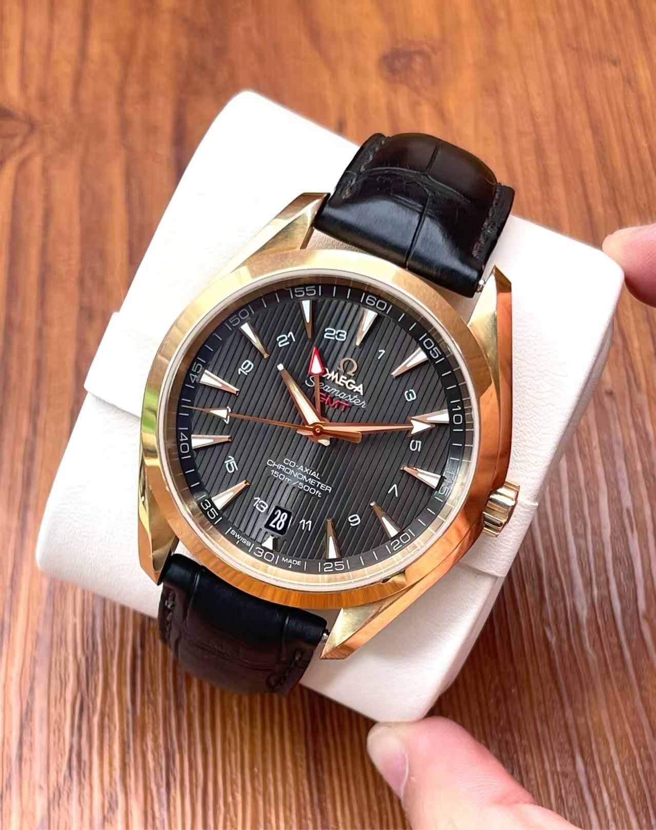 Omega 231.53.43.22.06.002