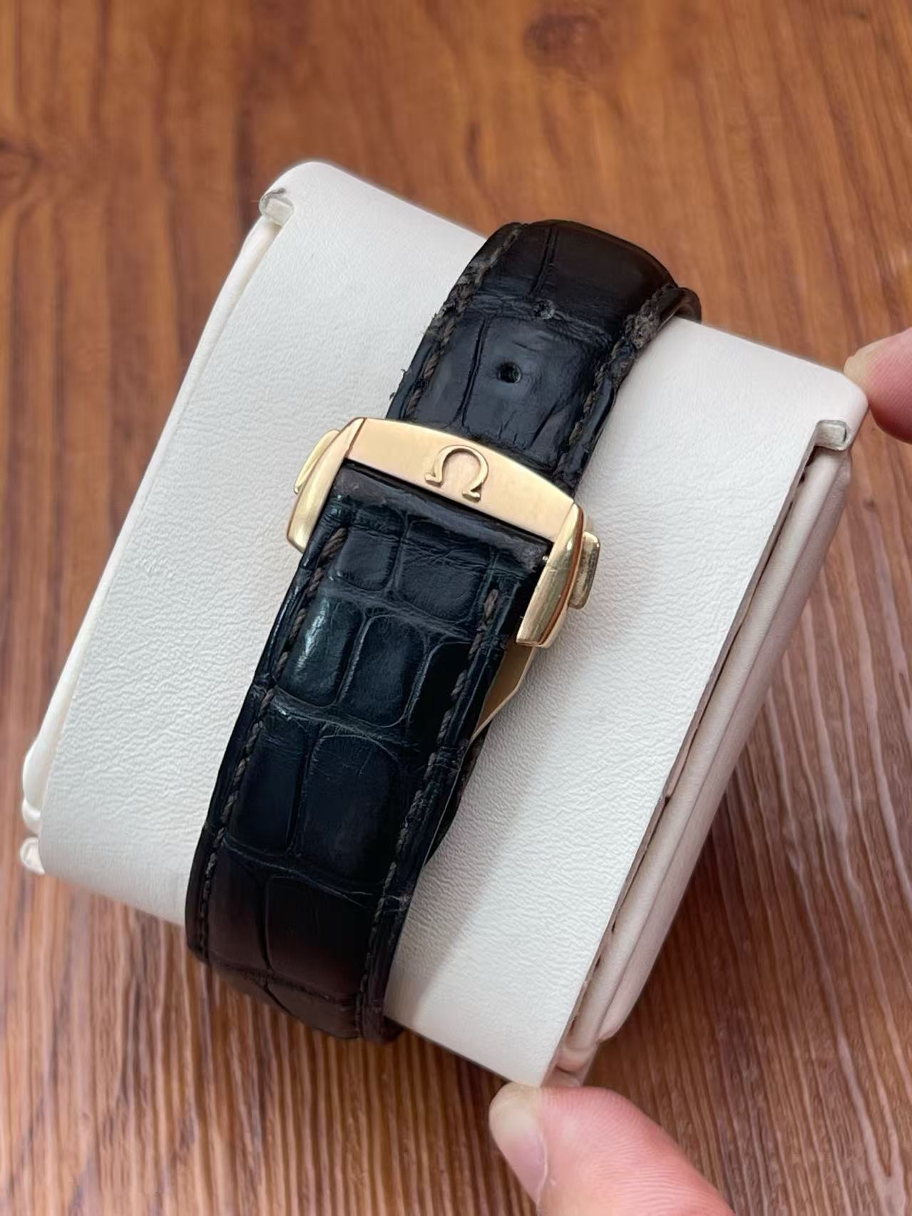 Omega 231.53.43.22.06.002