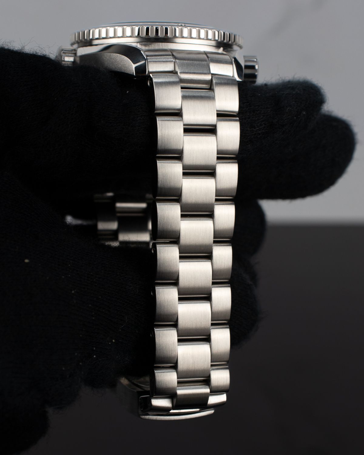 Omega 232.30.38.20.01.002