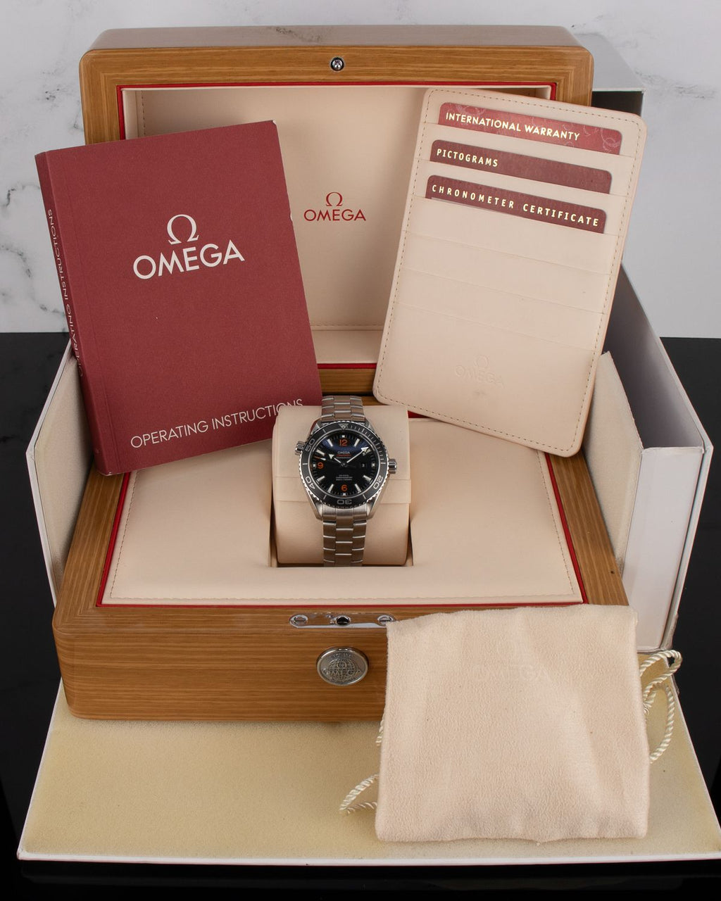 Omega 232.30.38.20.01.002