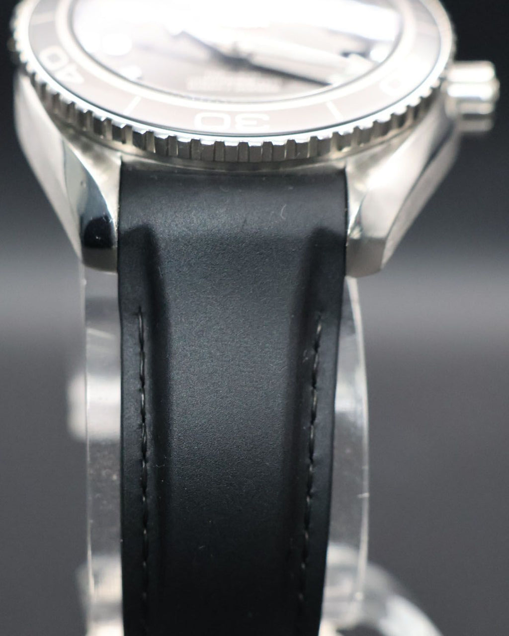Omega 232.30.42.21.01.001