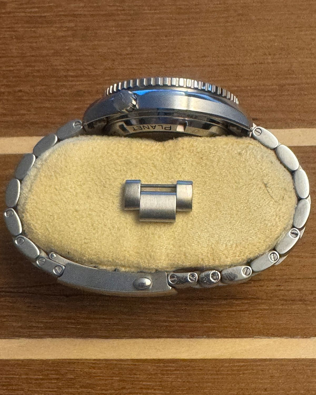 Omega 232.30.42.21.01.004