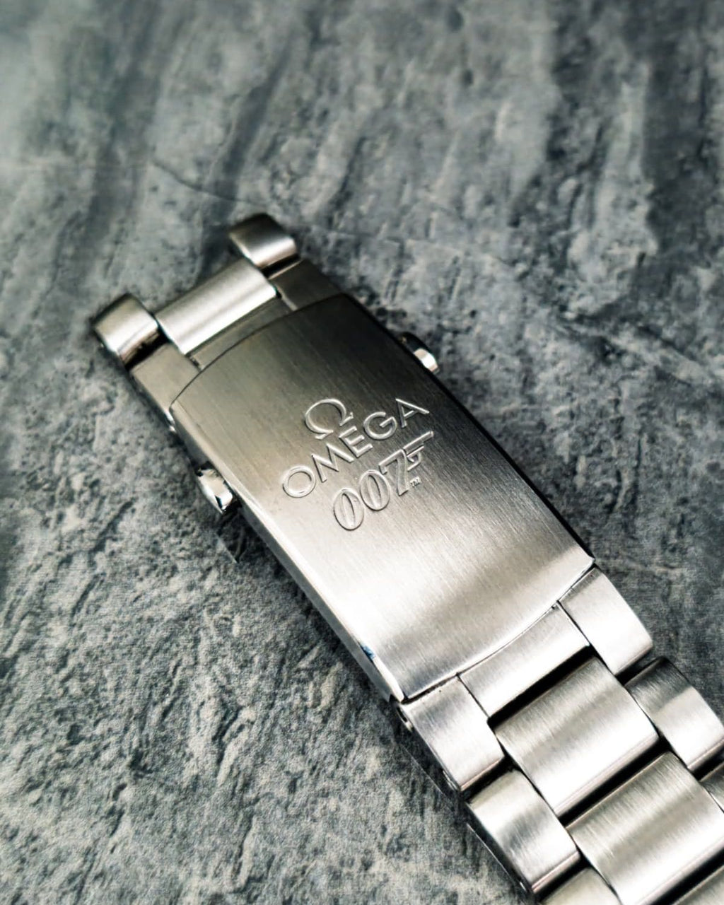 Omega 232.30.42.21.01.004