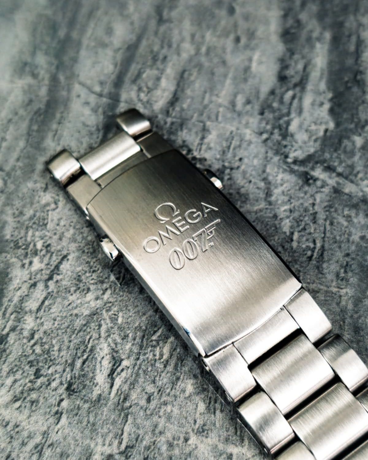 Omega 232.30.42.21.01.004