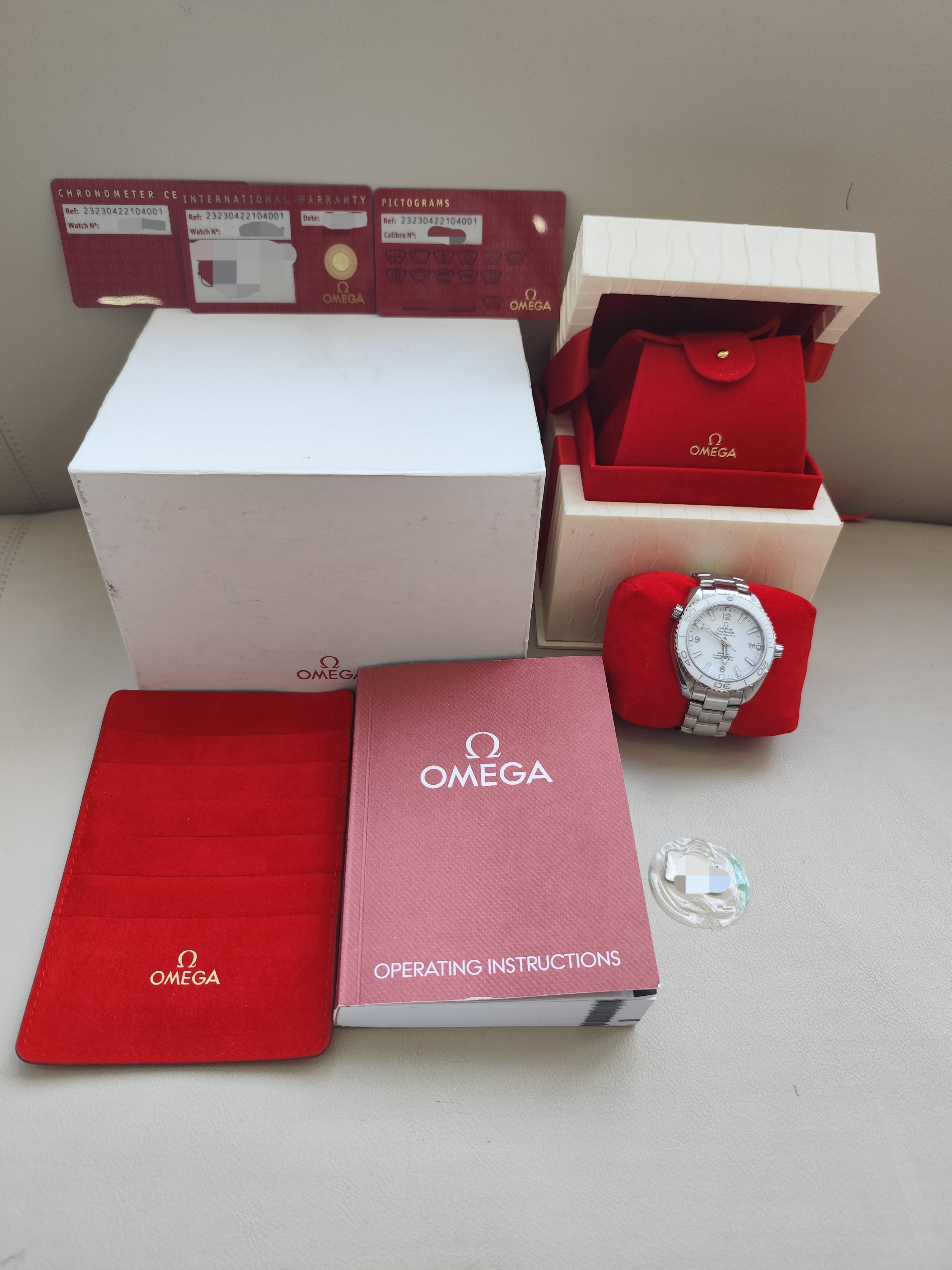 Omega 232.30.42.21.04.001