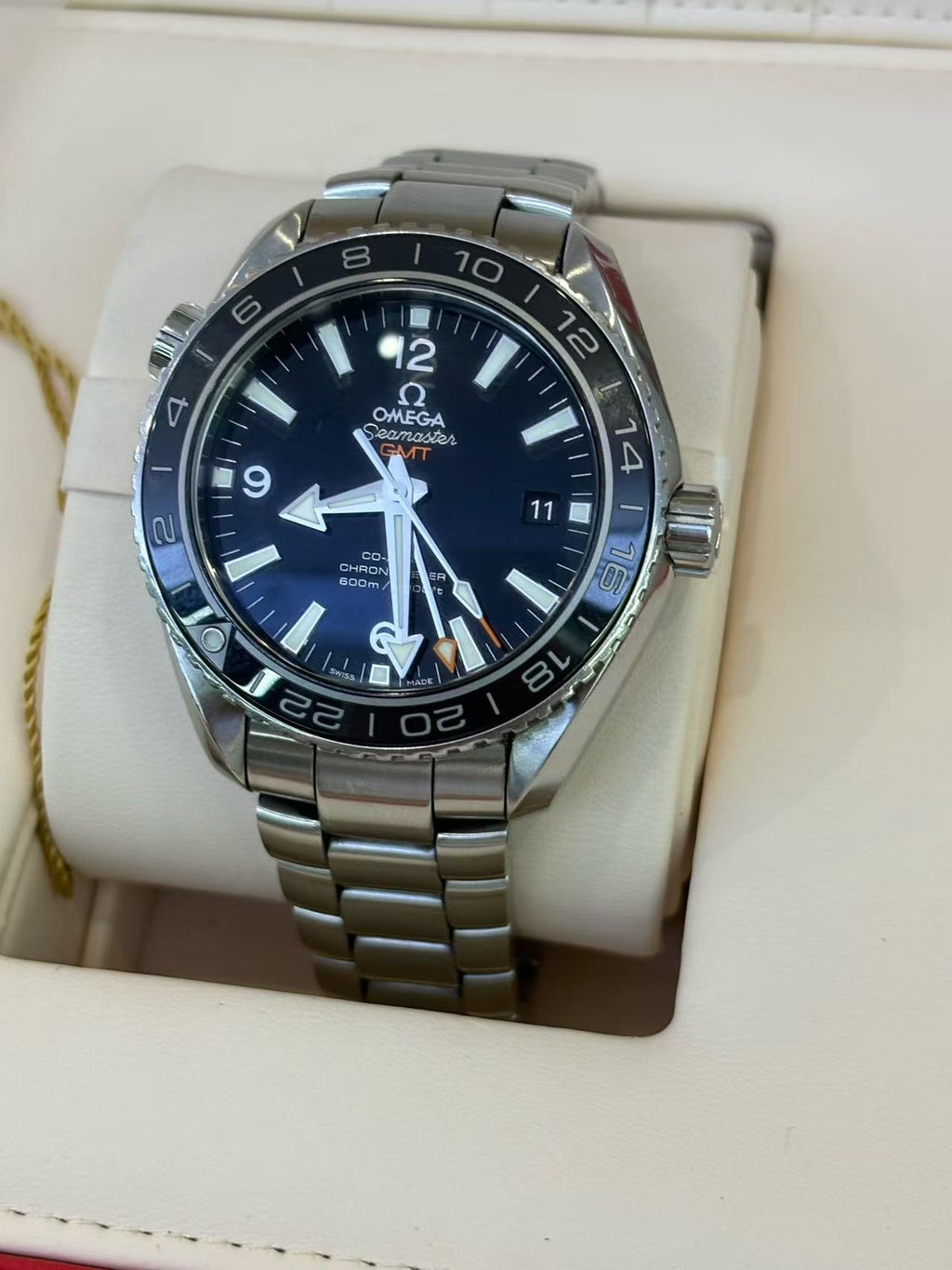 Omega 232.30.44.22.01.001