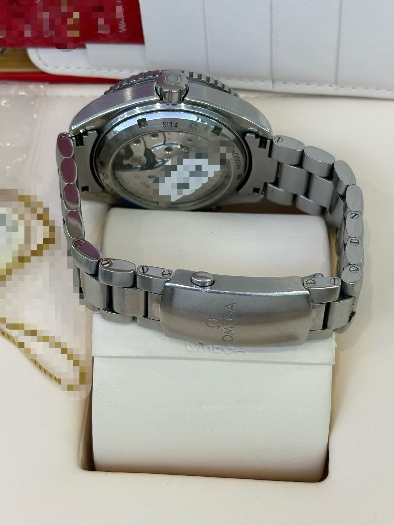 Omega 232.30.44.22.01.001