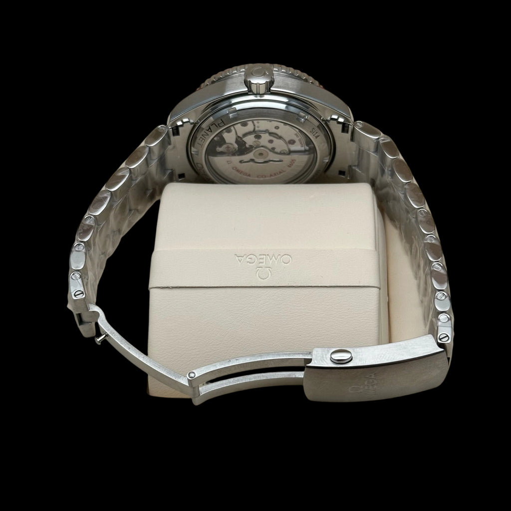Omega 232.30.44.22.01.001