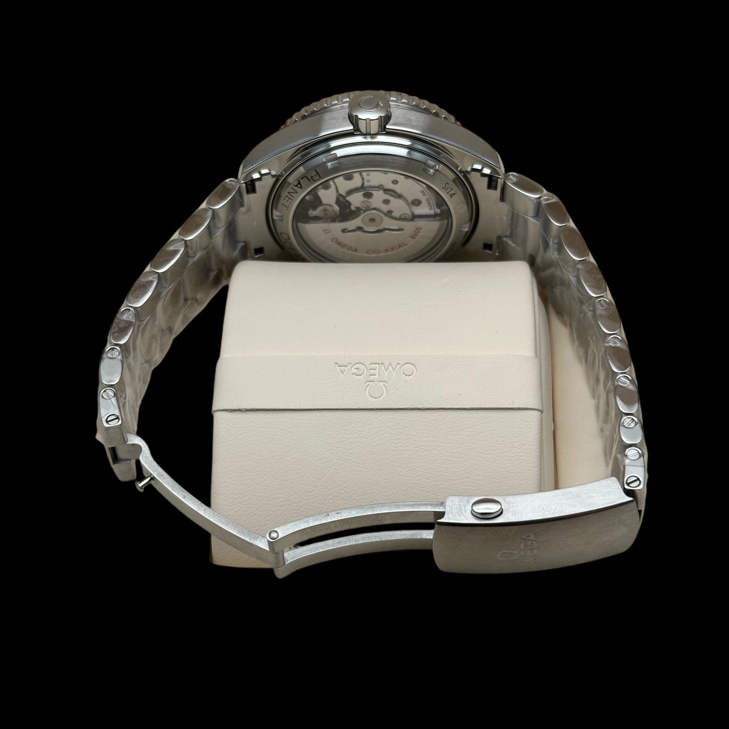 Omega 232.30.44.22.01.001
