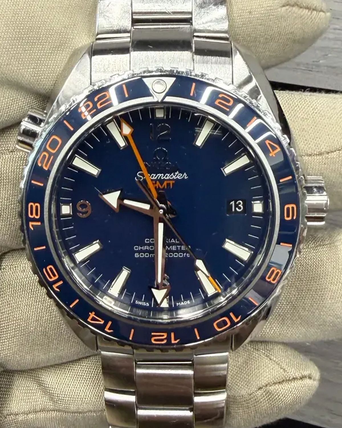 Omega 232.30.44.22.03.001