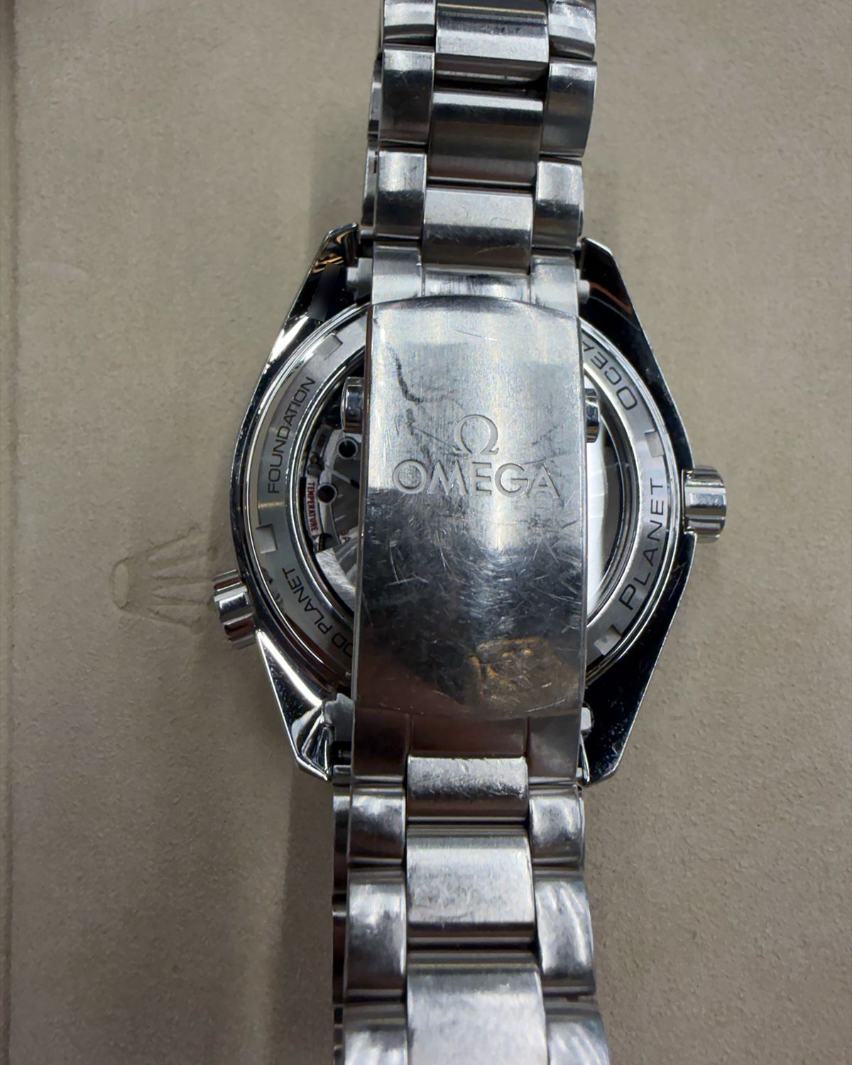 Omega 232.30.44.22.03.001