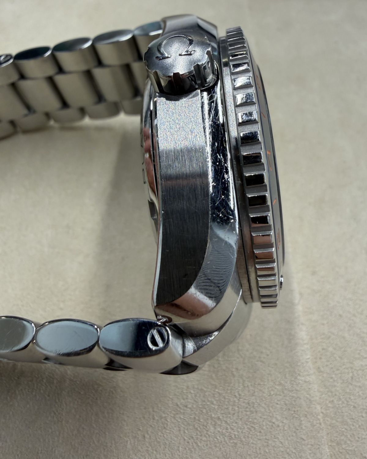 Omega 232.30.44.22.03.001