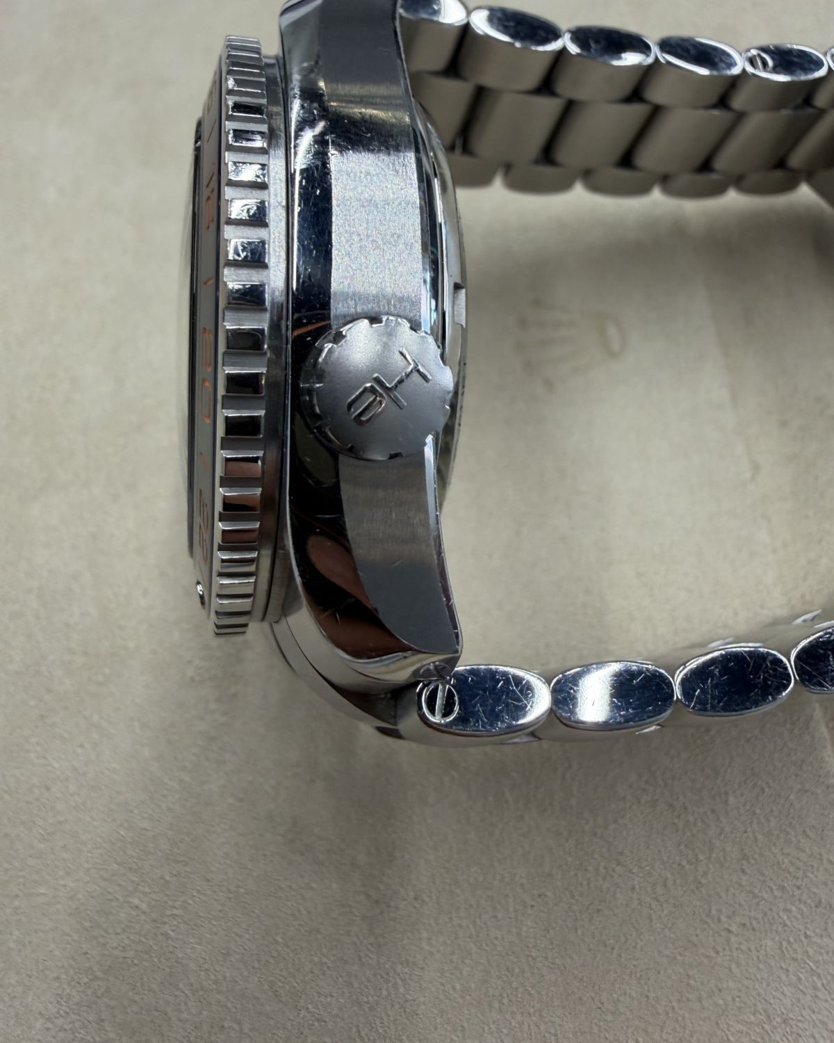 Omega 232.30.44.22.03.001
